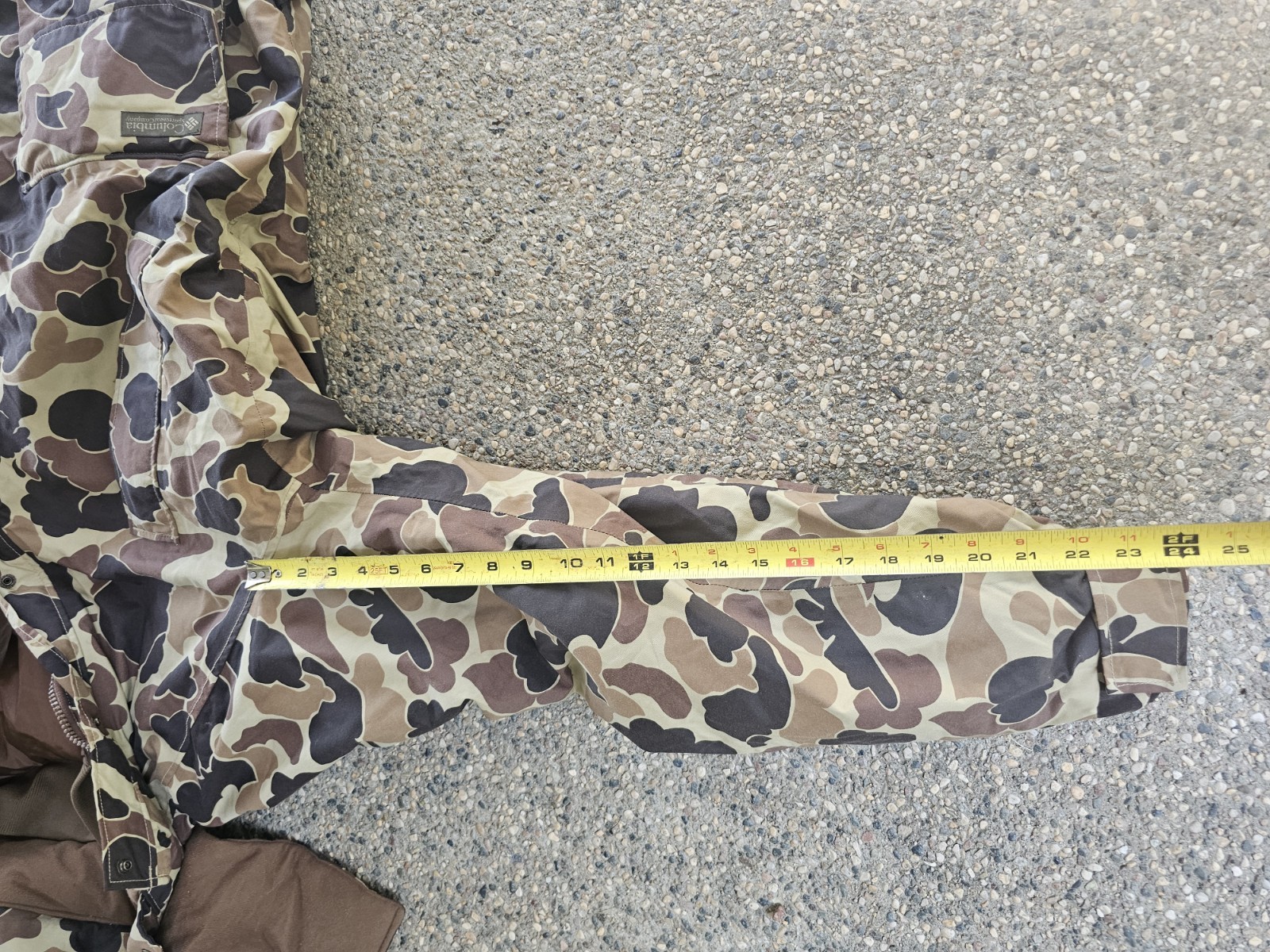 VTG Columbia Omni Tech Duck Camo Hunting 3 in 1 piece Jacket Size 2XL