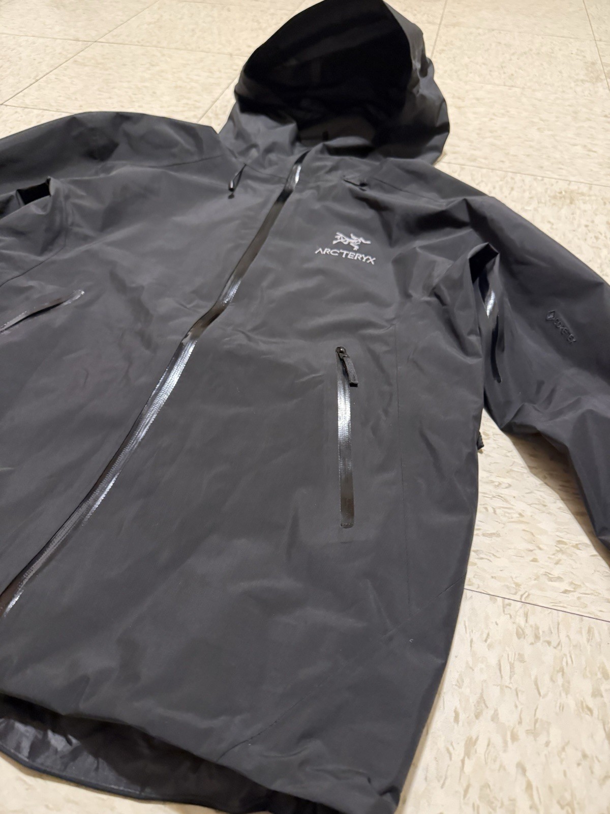Black Arc’teryx Hooded Beta Lt Size Large