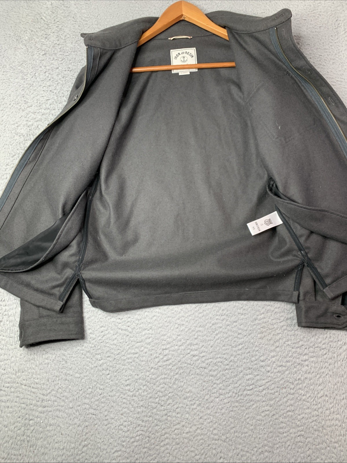 IRON And RESIN Jacket Shirt Wool Dry Clean Only Made In The USA XS Men’s