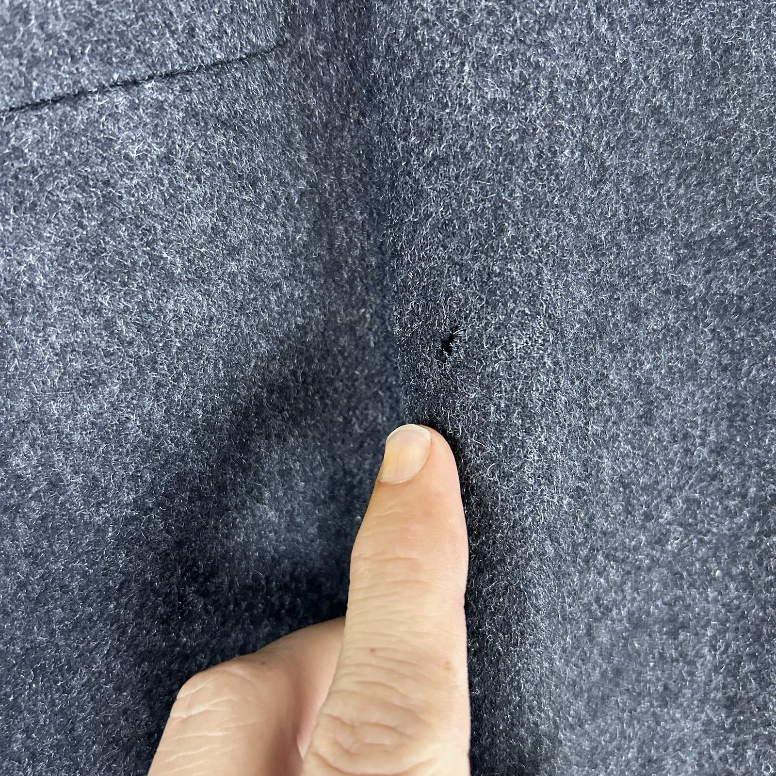 Men’s Pronto-Uomo Gray Cashmere Two Button Sportscoat – Size 46 Long *Hole