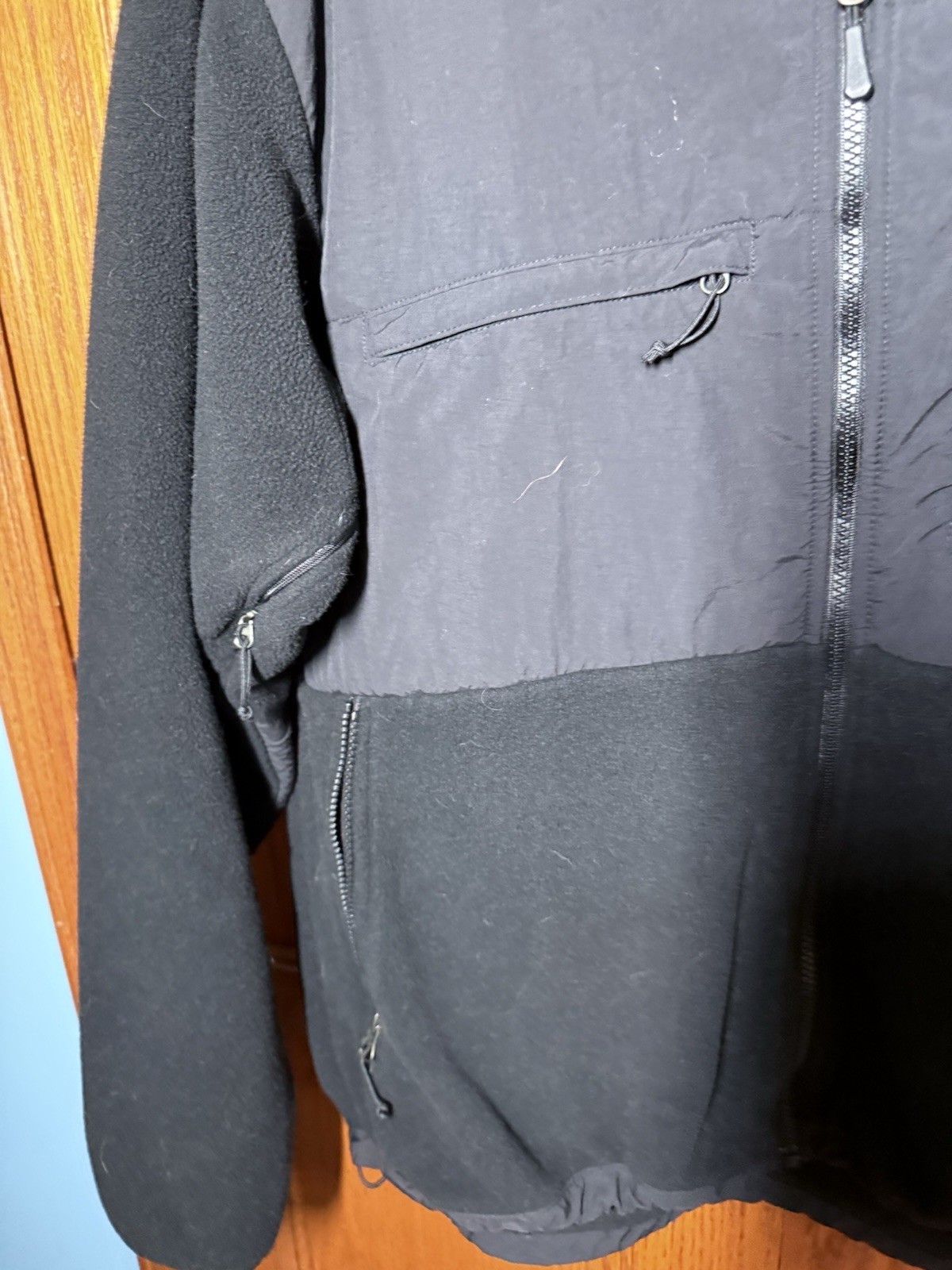 The North Face Men’s XL Black Full-Zip Fleece Jacket Stand-Up Collar Logo