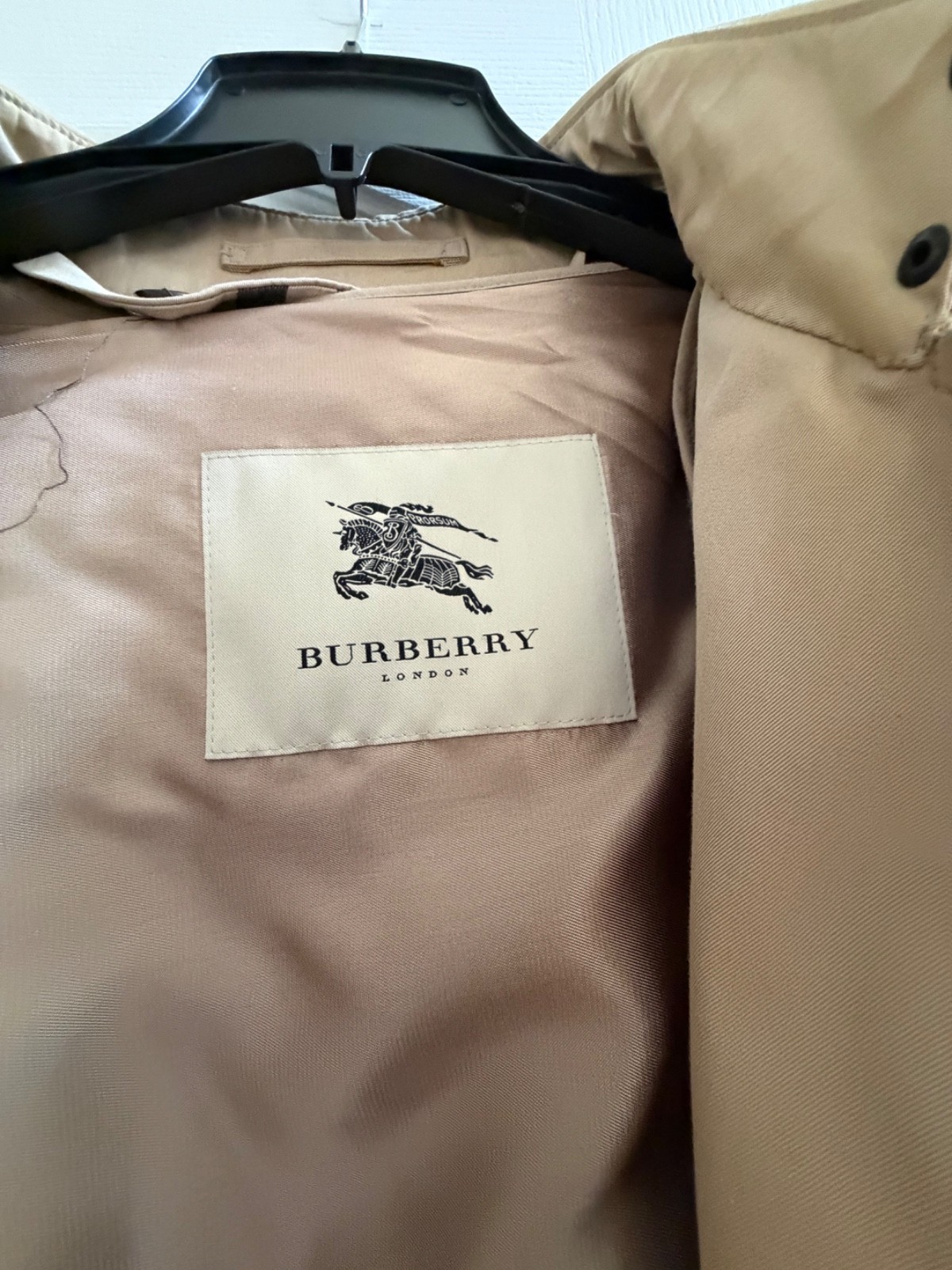 Burberrys Men’s TrenchCoat Nova Check Belted Vintage, includes wool liner, 42R