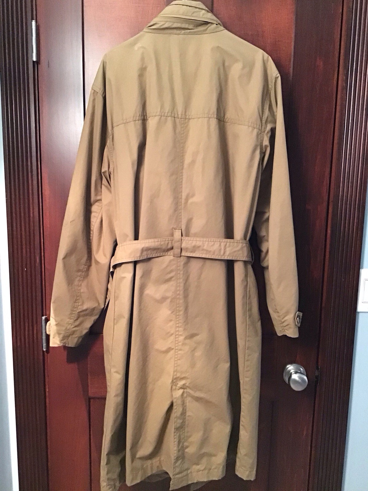 THE TERRITORY AHEAD Men’s Size L Khaki Brown Belted Trench Coat W/Stowaway Hood