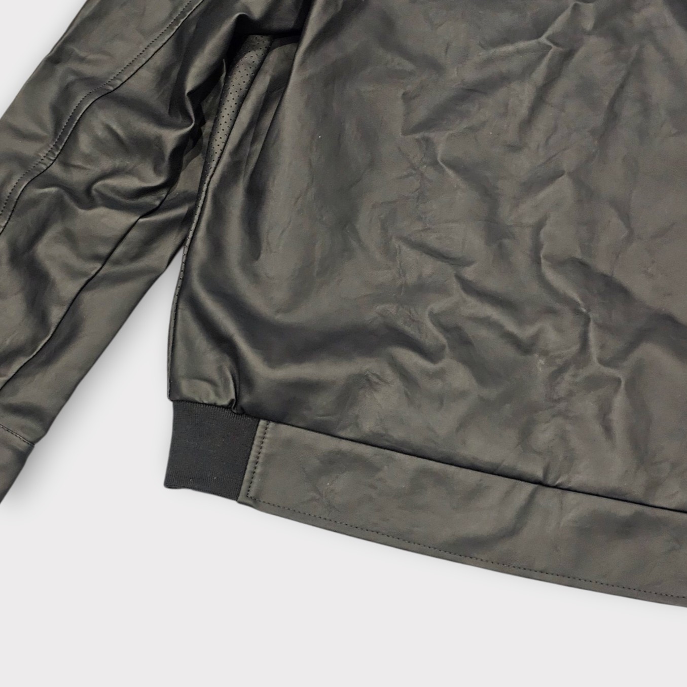 BV Clothing Luxury Italian Leather Jacket Men’s Size Large Matte Black BNWT