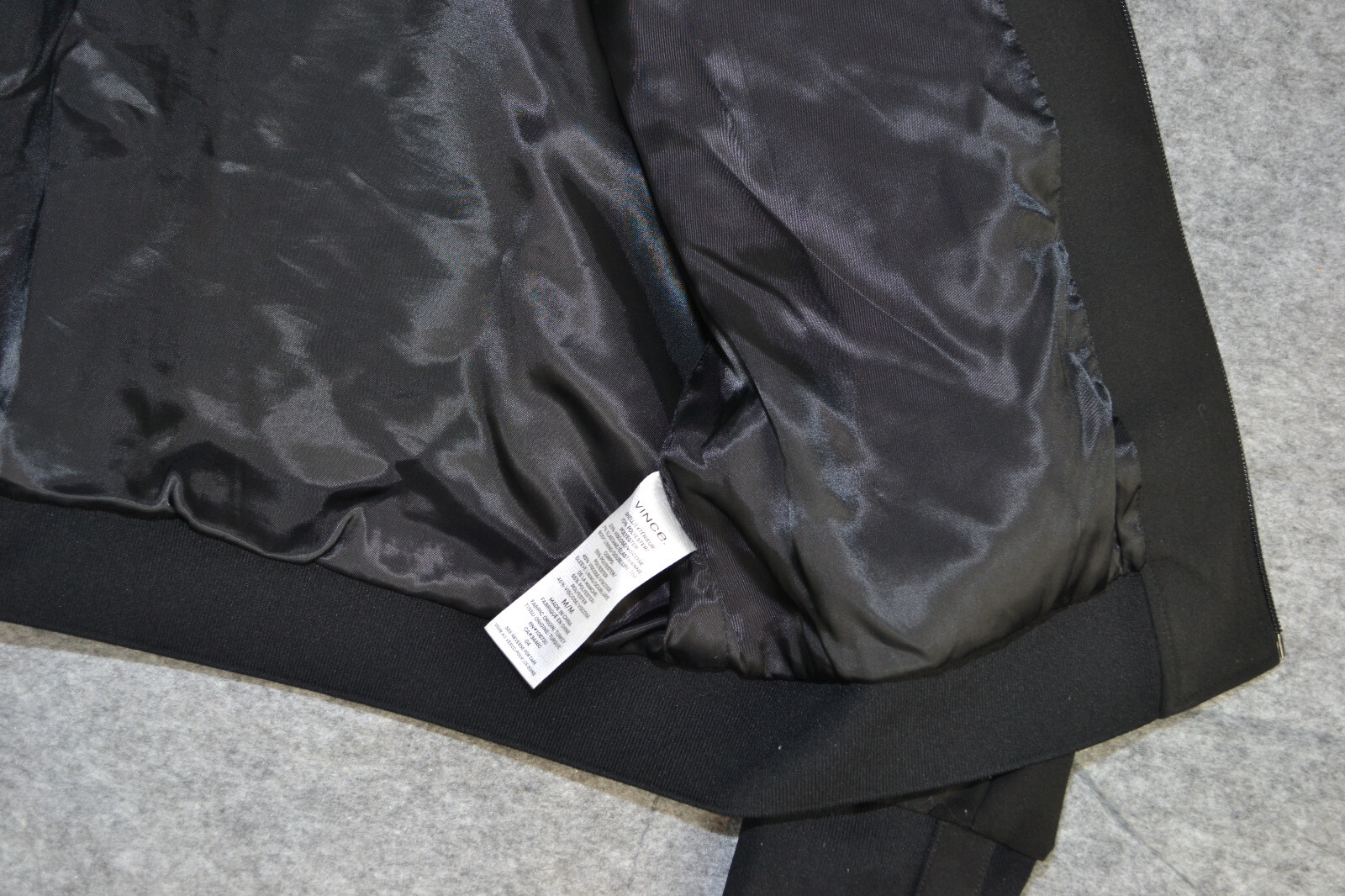VINCE Bomber Jacket Mens Medium Long sleeve Black Lined Lightweight Luxury