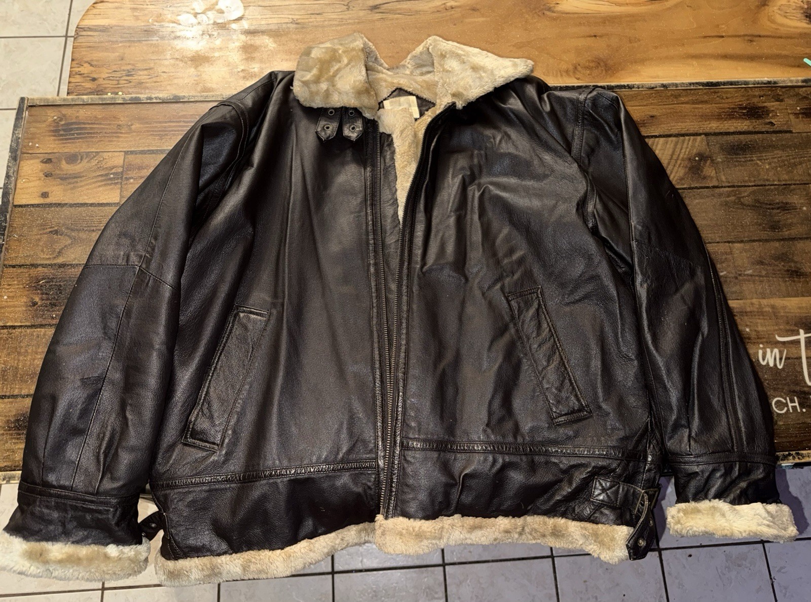 Men’s Black Leather Bomber Jacket Lined Zip Closure Spread Collar SIZE XXLG