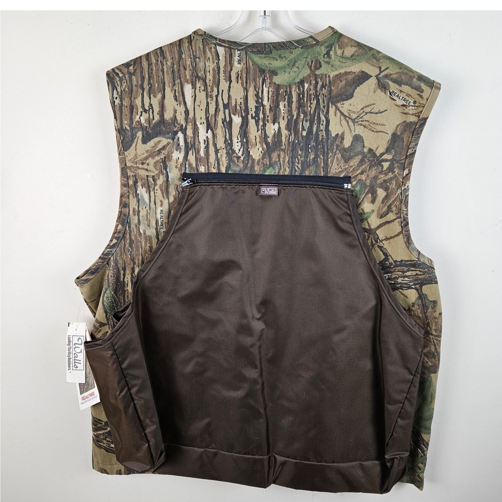 Vtg Y2K Walls Hunting Vest Mens XL Camo Gorpcore realtree Game Bag Made in USA