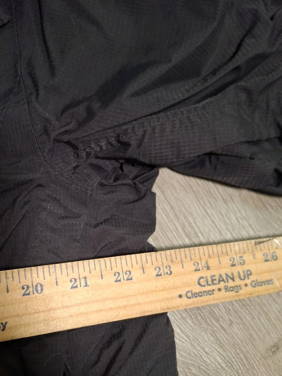 The North Face HyVent Jacket Mens Medium Black Waterproof Rain Shell Coat Zip In