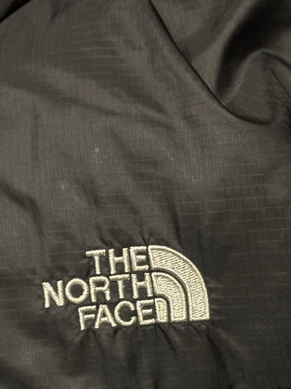 The North Face 550 Down Puffer Jacket Mens Medium Black Full Zip Vietnam