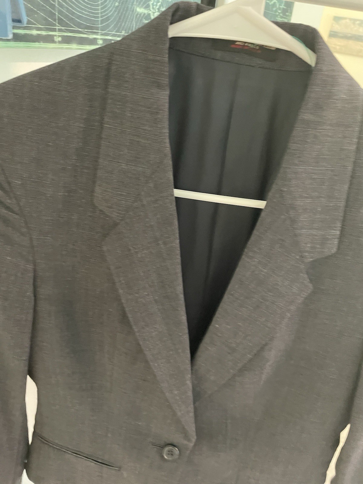 Blazer, Gray, Corporate woman, size medium, preowned, dry, clean only