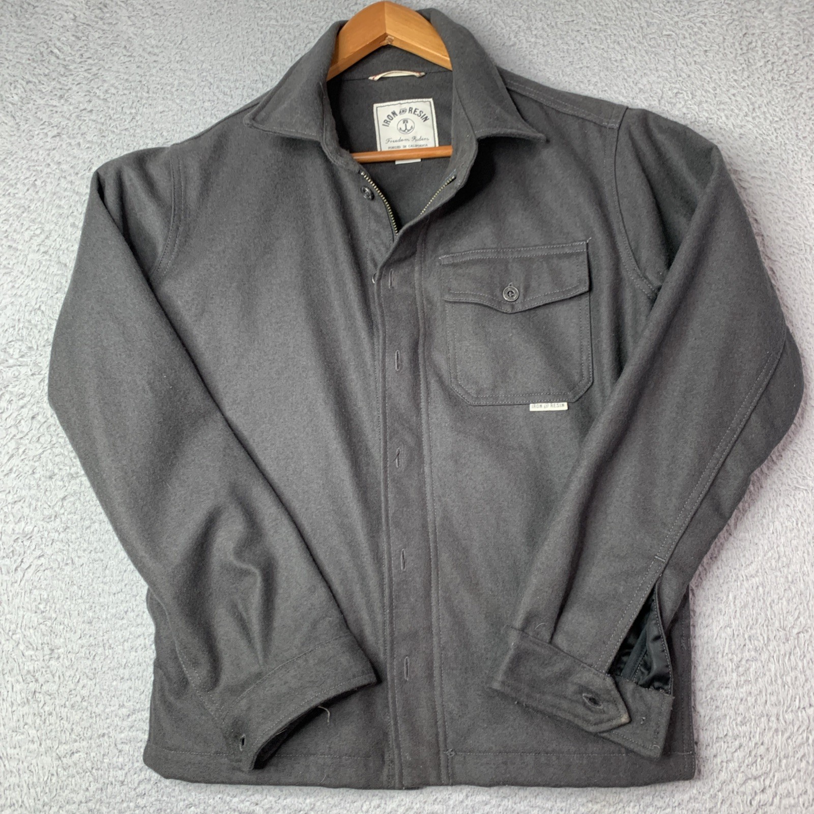 IRON And RESIN Jacket Shirt Wool Dry Clean Only Made In The USA XS Men’s