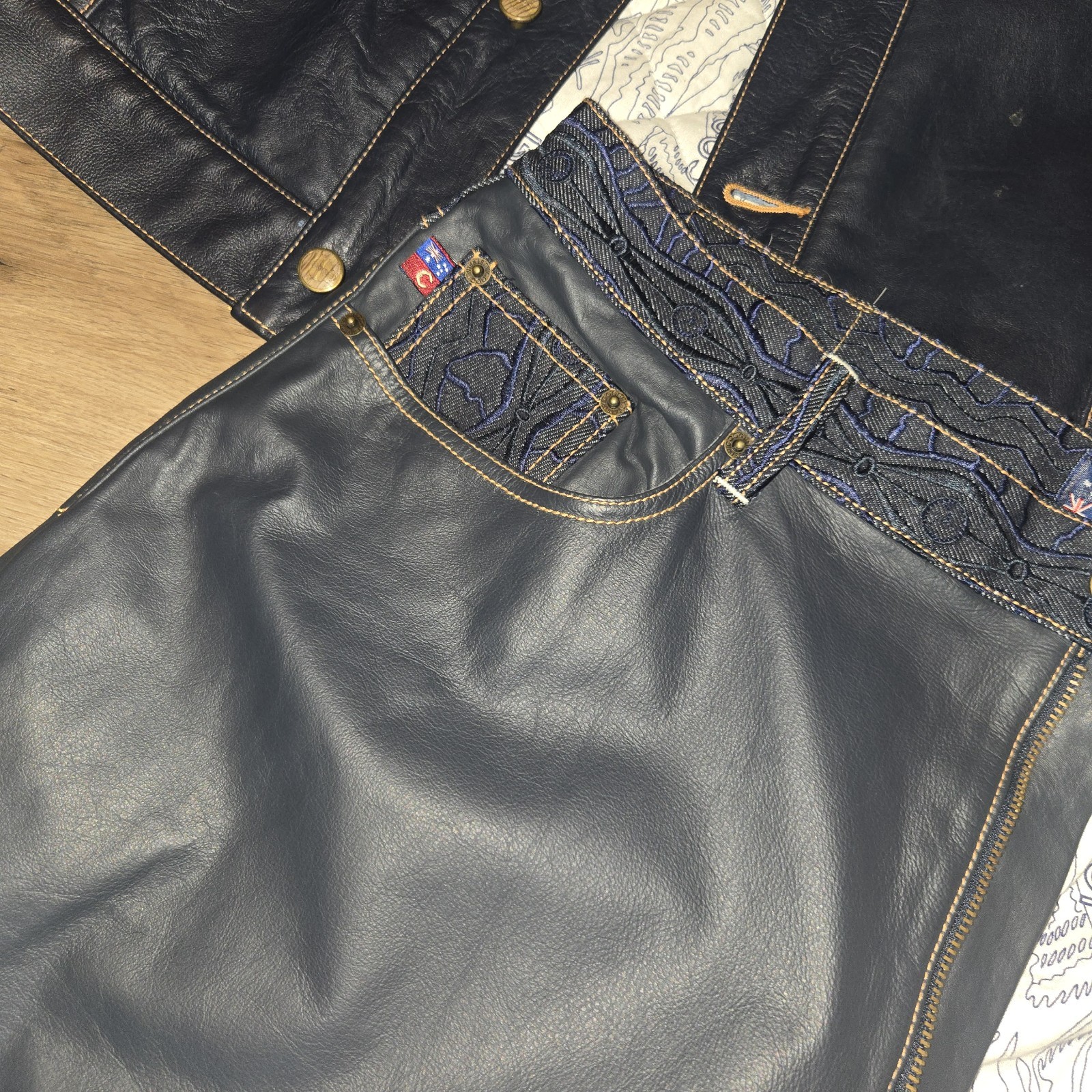 RARE Vintage COOGI Authentic Leather & Denim 2-Piece «THE HOLY GRAIL» Worn 1x