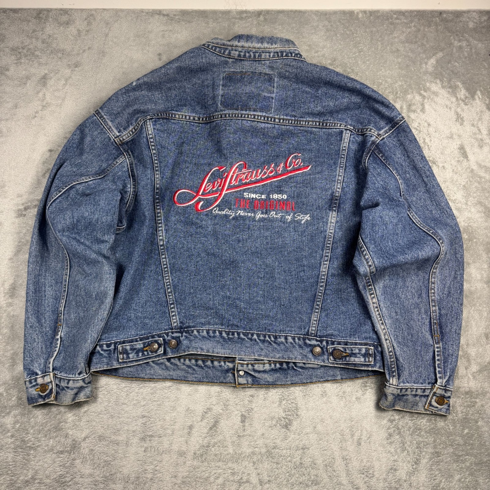 RARE Vintage 90s Levis Embroidered Trucker Jean Jacket 73598-4891 Mens XL Denim