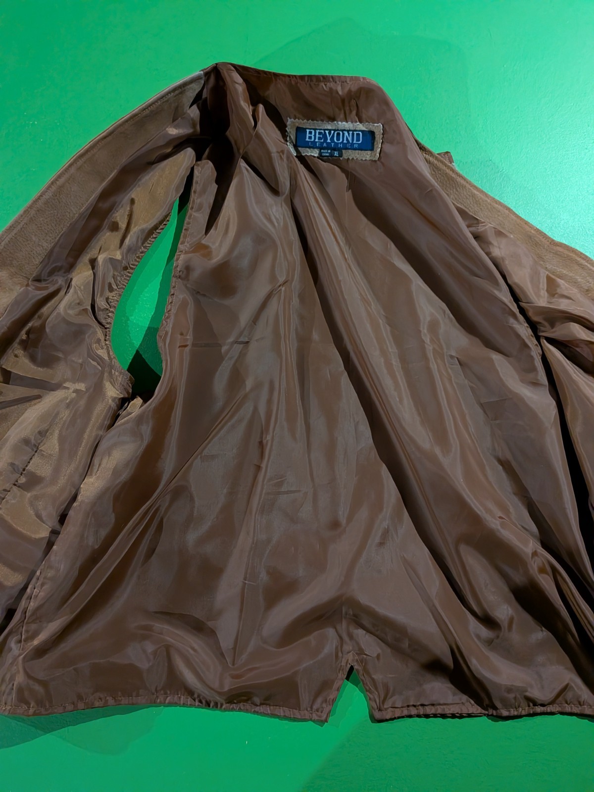 Vintage Beyond Leather Wilson’s Suede Brown Leather Vest Mens XL W/ Tags