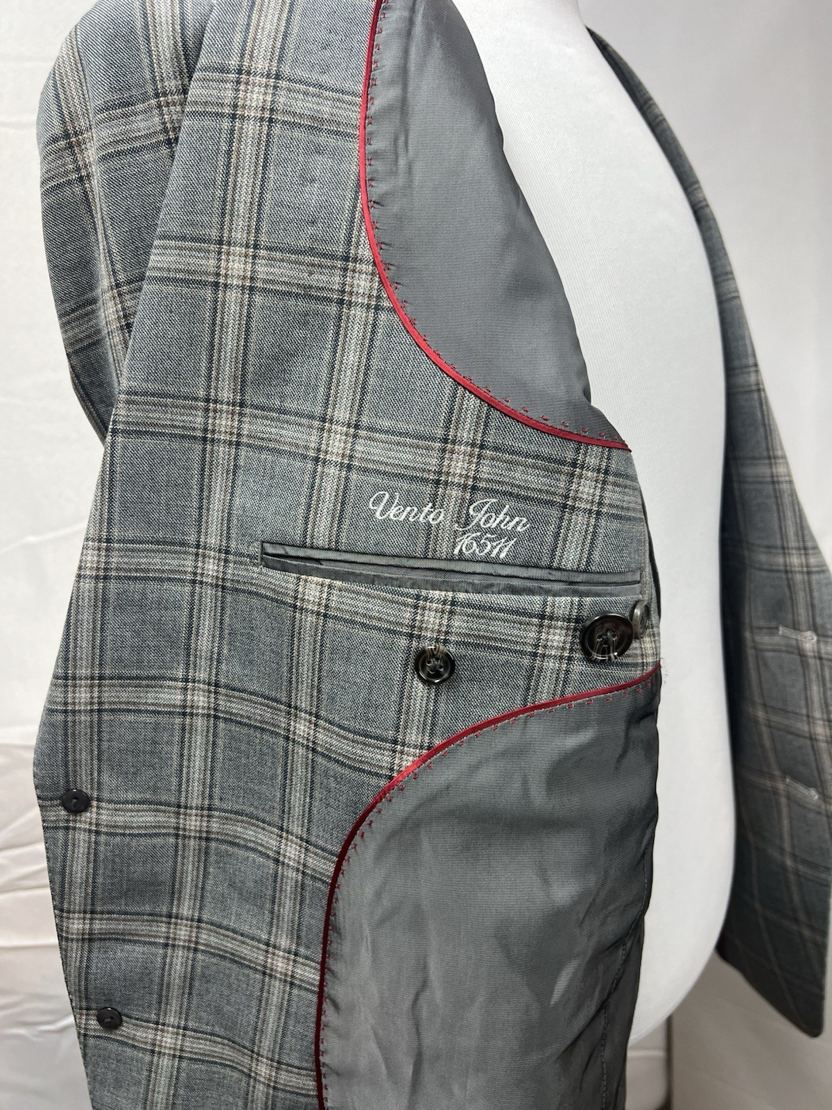 Custom Tailored Men’s 46 Gray Tan Windowpane Plaid 2-Button Blazer Jacket Coat