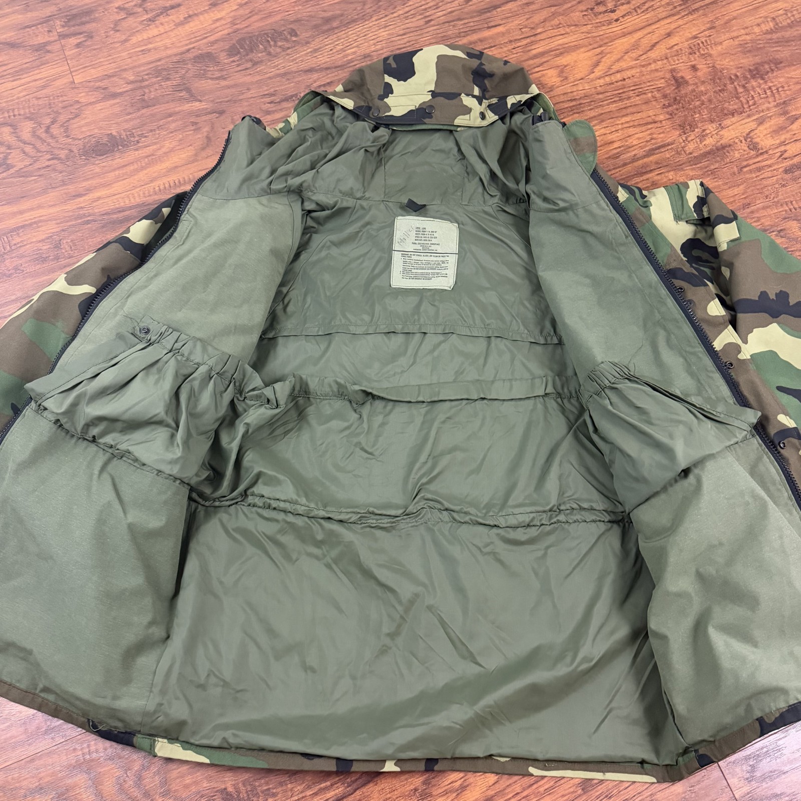 VINTAGE US Military Jacket Men L Long Parka Cold Weather Woodland Camo Full Zip