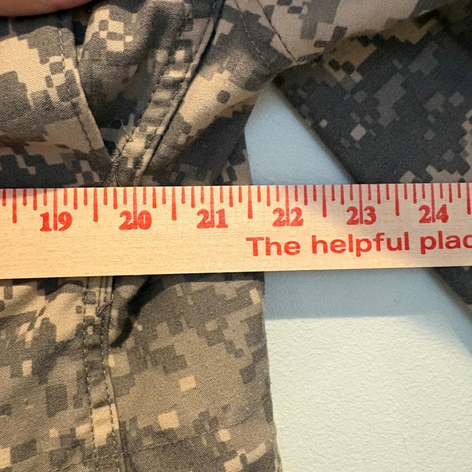 US Army Cold Weather Field Coat Medium Short UCP ACU Digital Camo Military