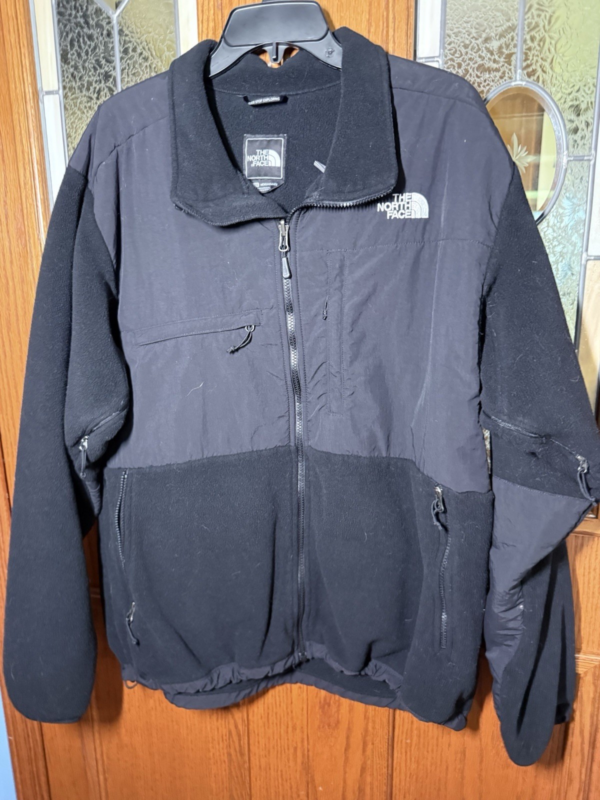 The North Face Men’s XL Black Full-Zip Fleece Jacket Stand-Up Collar Logo