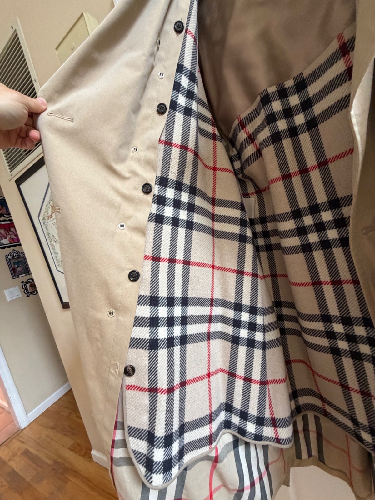 Burberrys Men’s TrenchCoat Nova Check Belted Vintage, includes wool liner, 42R