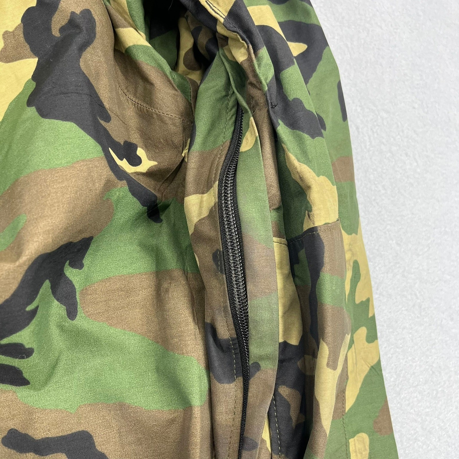 US Military ECWCS Gen 1 Woodland Camo Cold Weather Parka Small Regular
