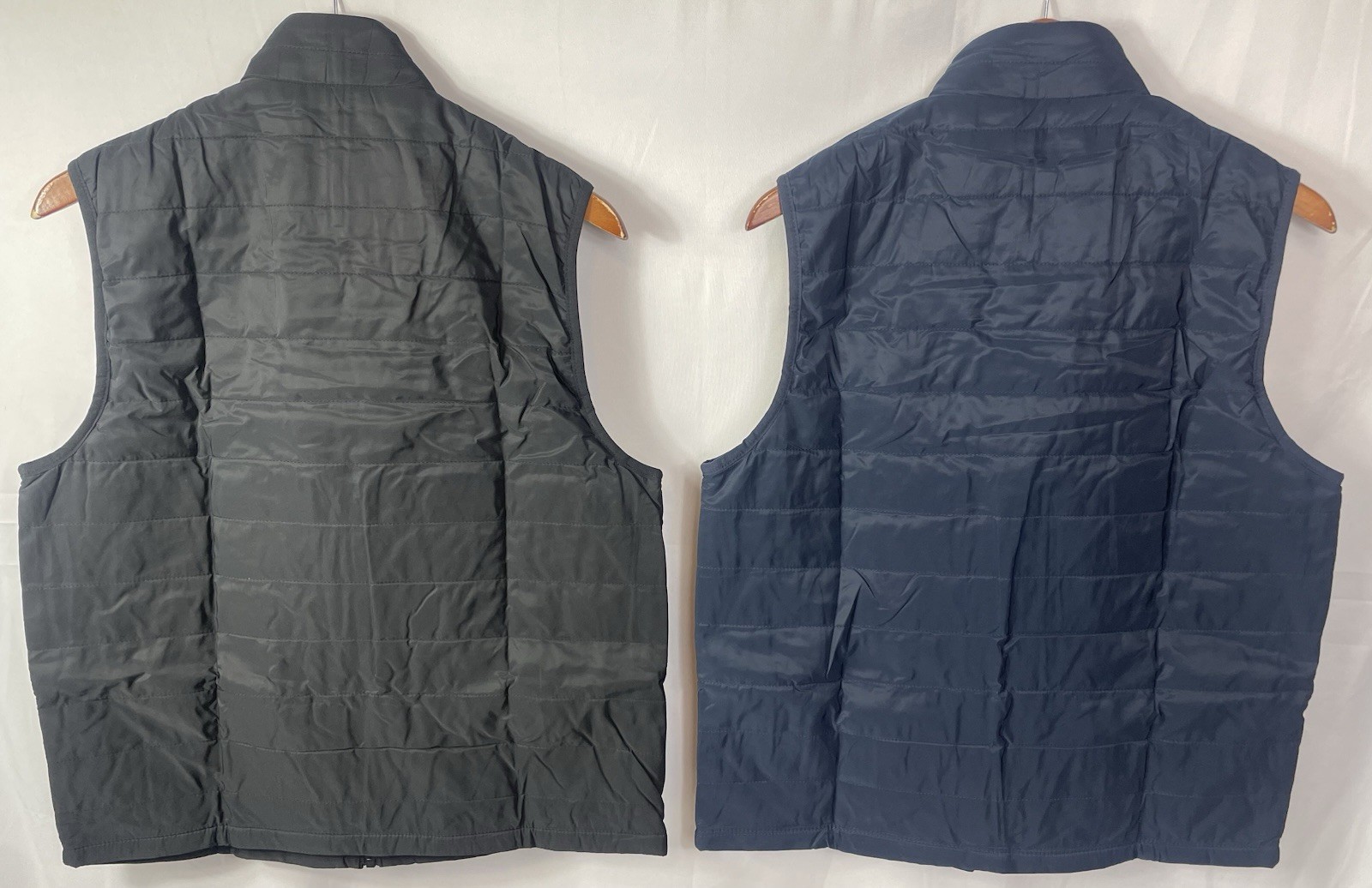 Banana Republic Men’s SMALL Lot of 2 Black & Blue Quilted Full Zip Vests NWT