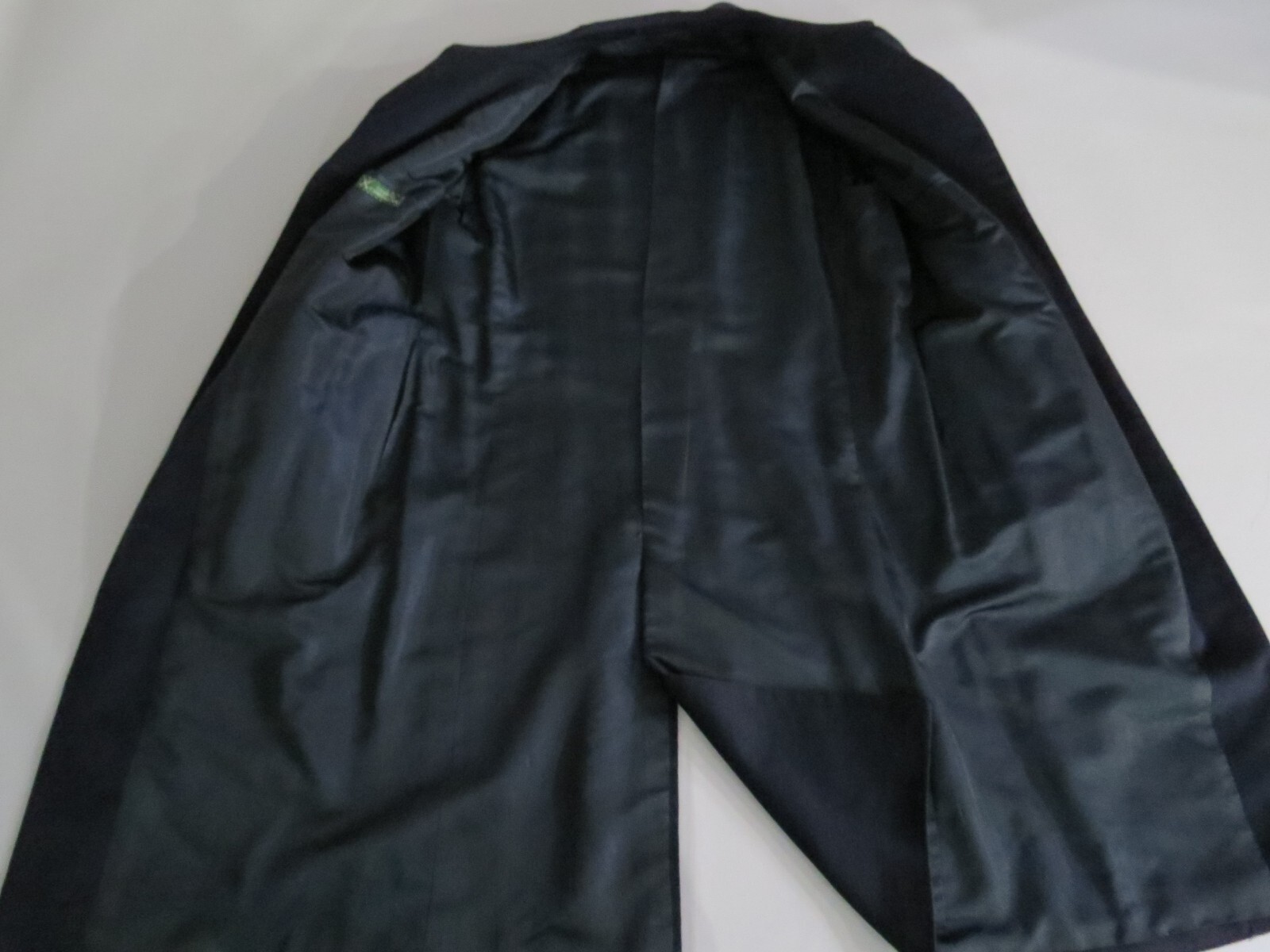 Incredible GIANNI CAMPAGNA Italy Pure cashmere four button topcoat 38 R