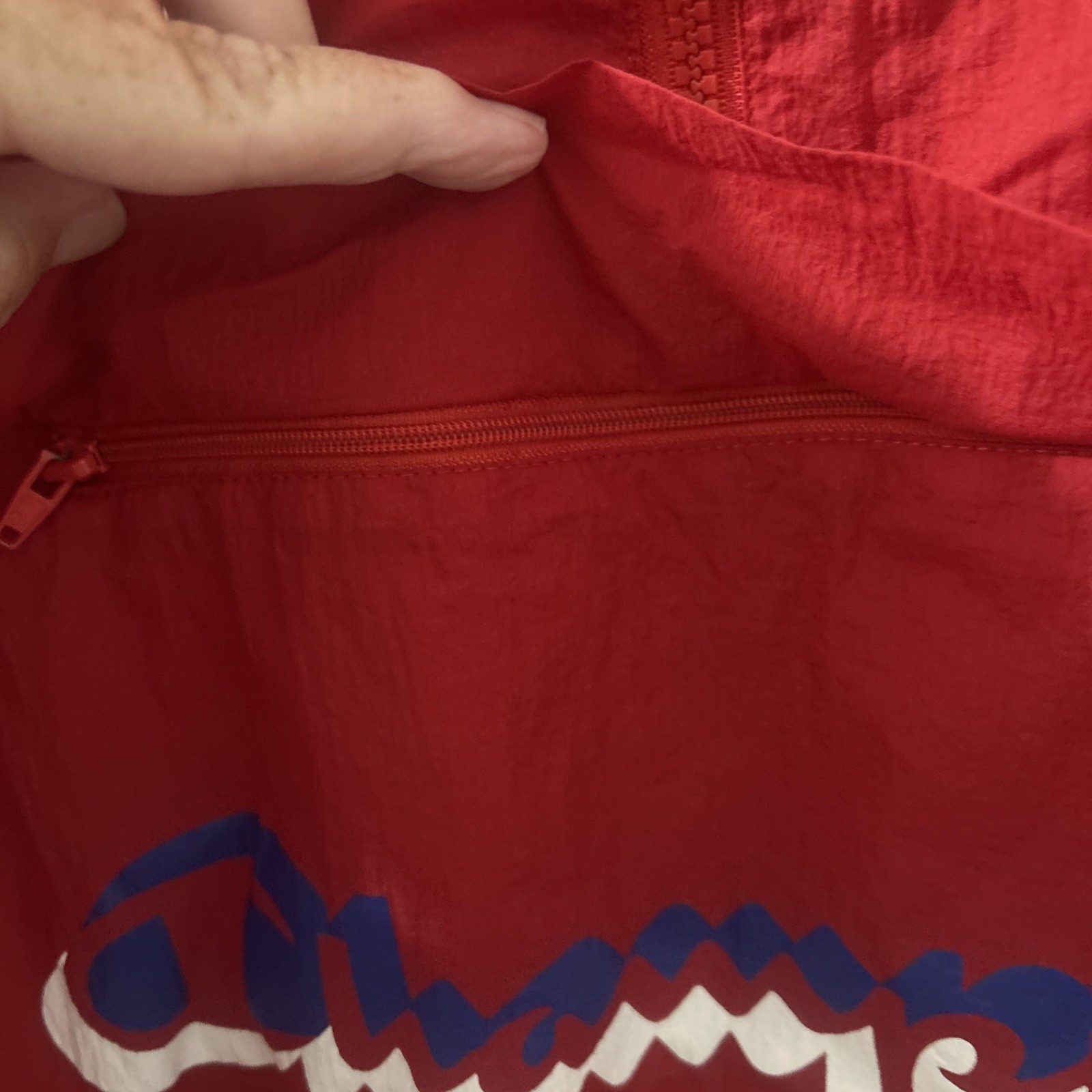VTG? Champion Unisex Nylon Pull On Windbreaker w/Zippered Kangaroo Pocket Small