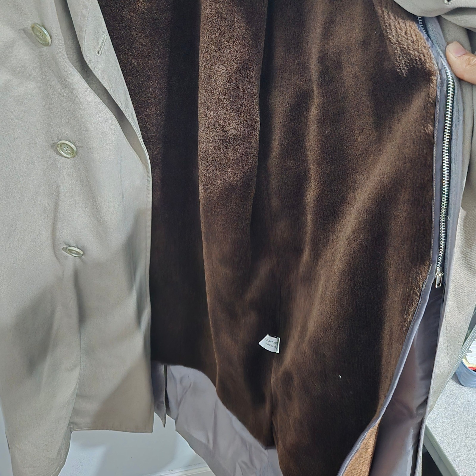 V#72 Royal Castle Men’s Tan Double Breasted Trench Coat Belted Size 44 Regular