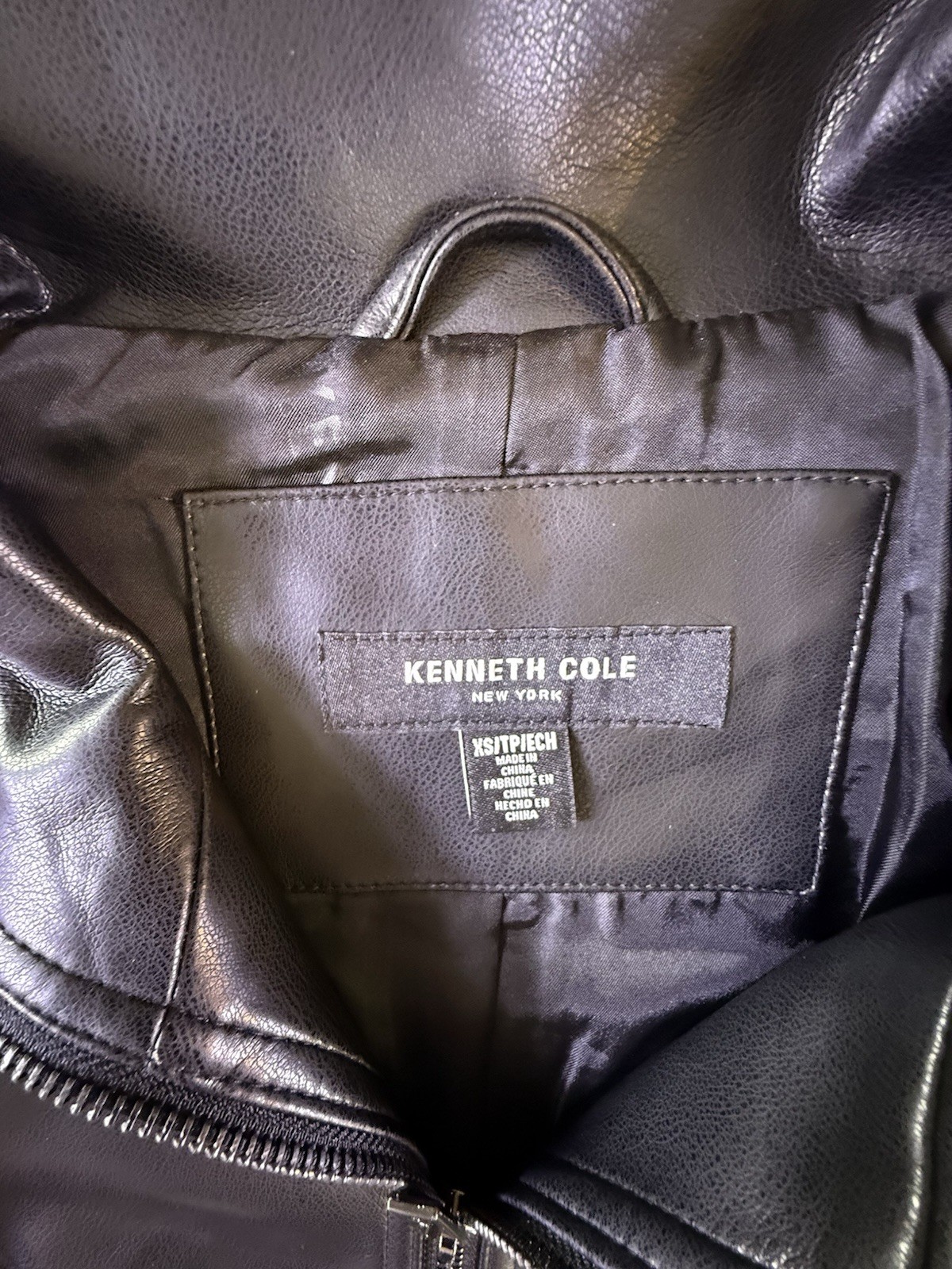 Kenneth Cole Men’s Poly Jacket Size XXL Black Belted NWOT