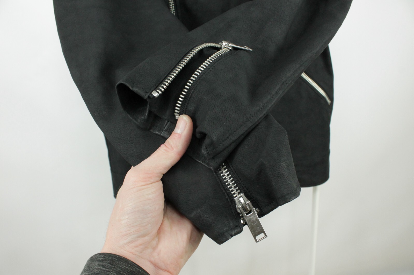 Asos Black Matte Leather Biker Jacket Men’s Size : US M / EU 48-50