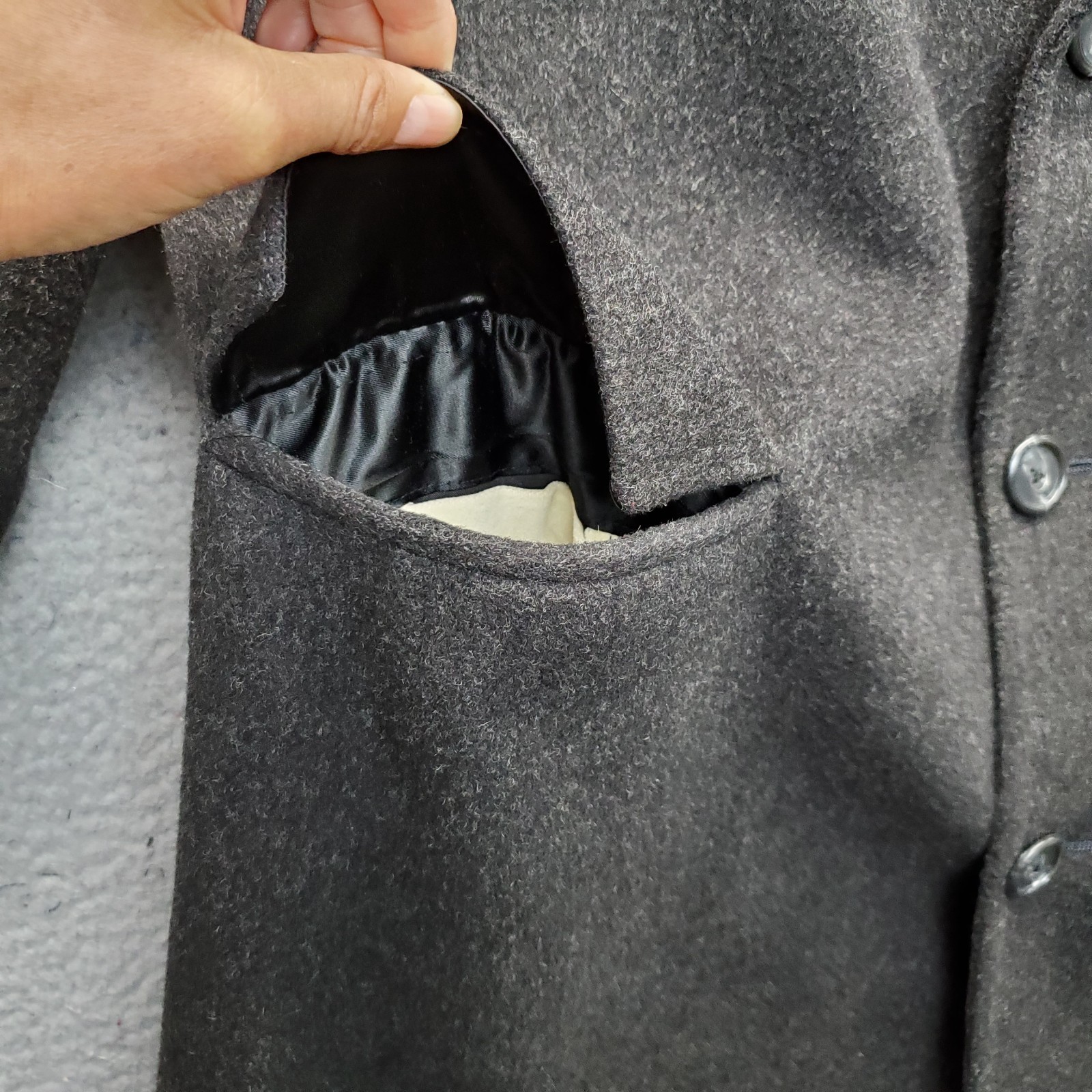 Hart Schaffner Marx Wallachs Long Overcoat Mens 46R Gray Heavy Wool Blend Lined