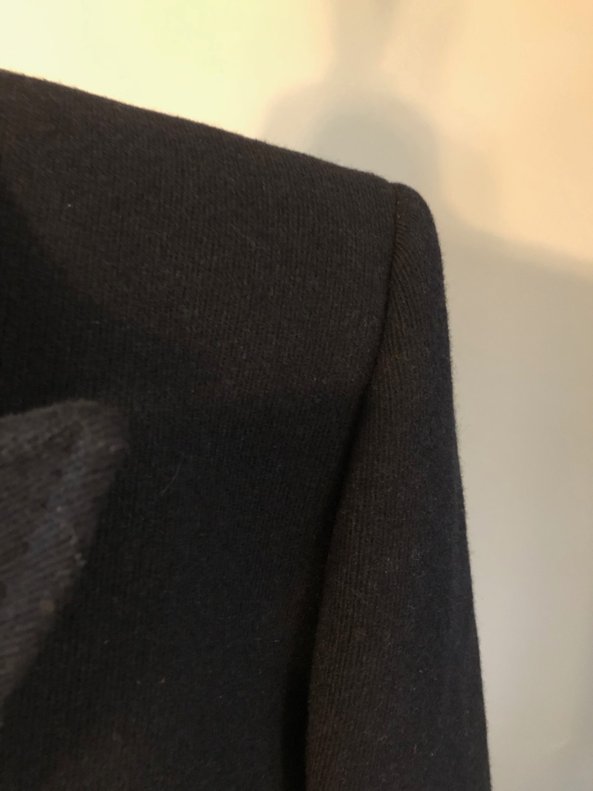 Men’s Bloomingdales Navy Wool Double-Breasted Overcoat-Size 40R-Made in England