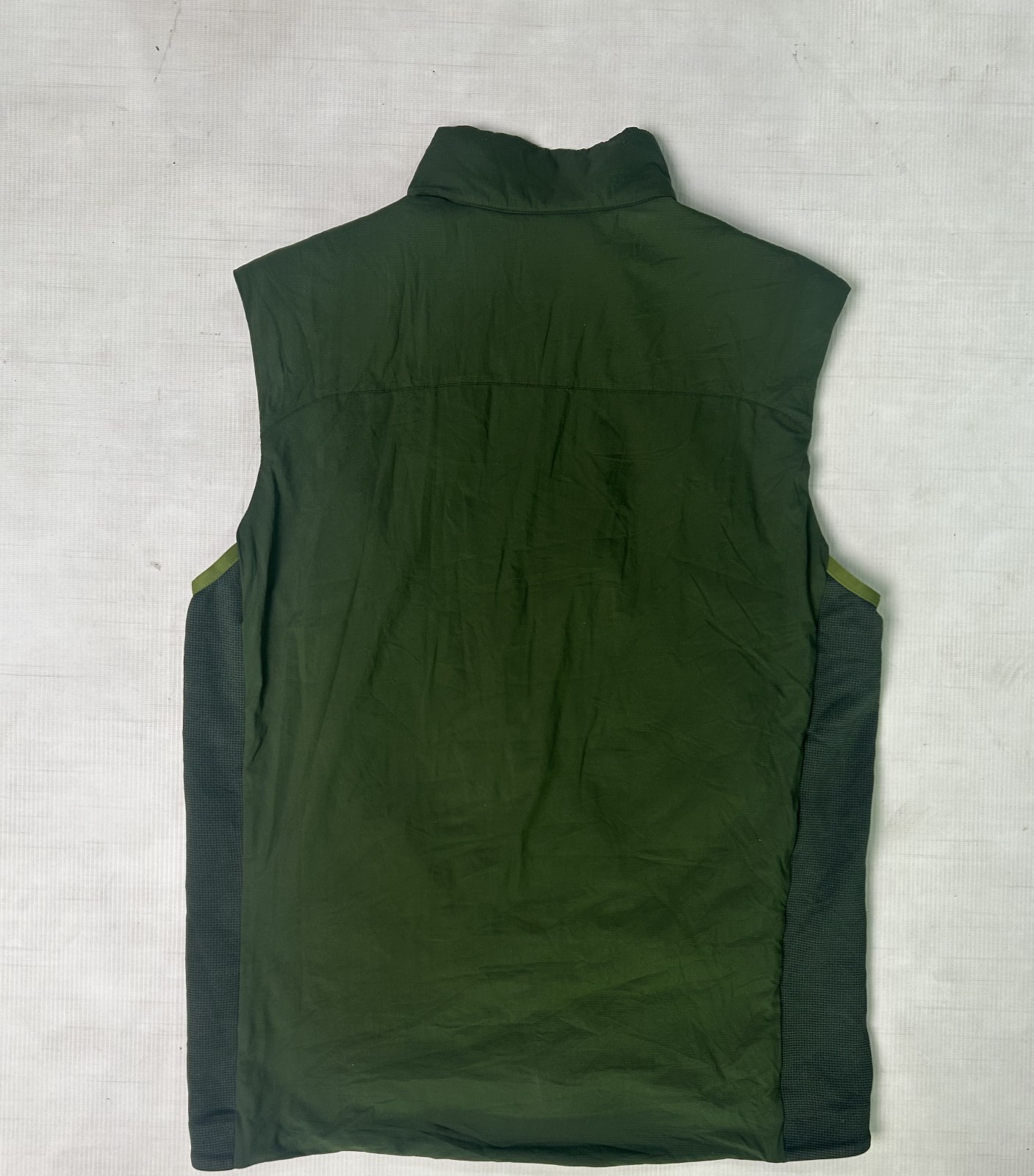 ARCTERYX VEST JACKET SKU (161)