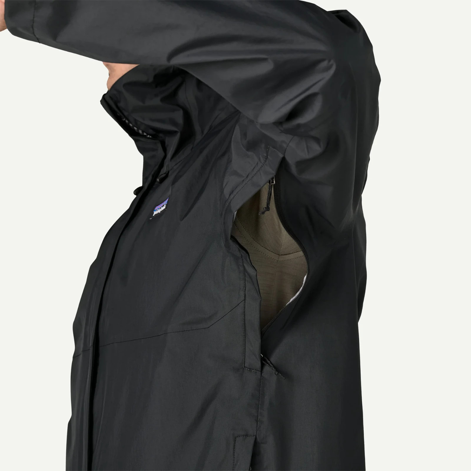 Patagonia Men’s Torrentshell 3L Rain Jacket, Black