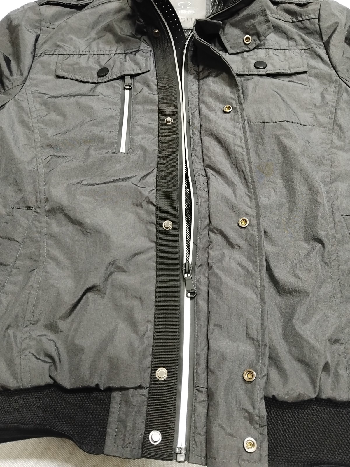 YES ZEE Urban Chic Tech Men’s Full Zip Stylish Italian Jacket Coat, Size L