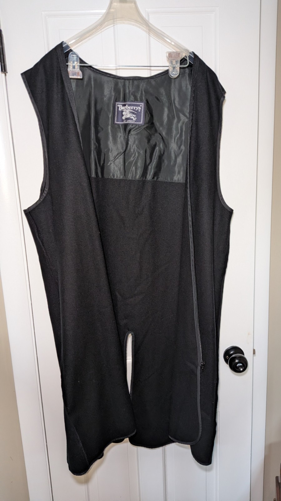 Vintage Burberrys of London Black Trench Coat Removable Wool Liner Nova Check