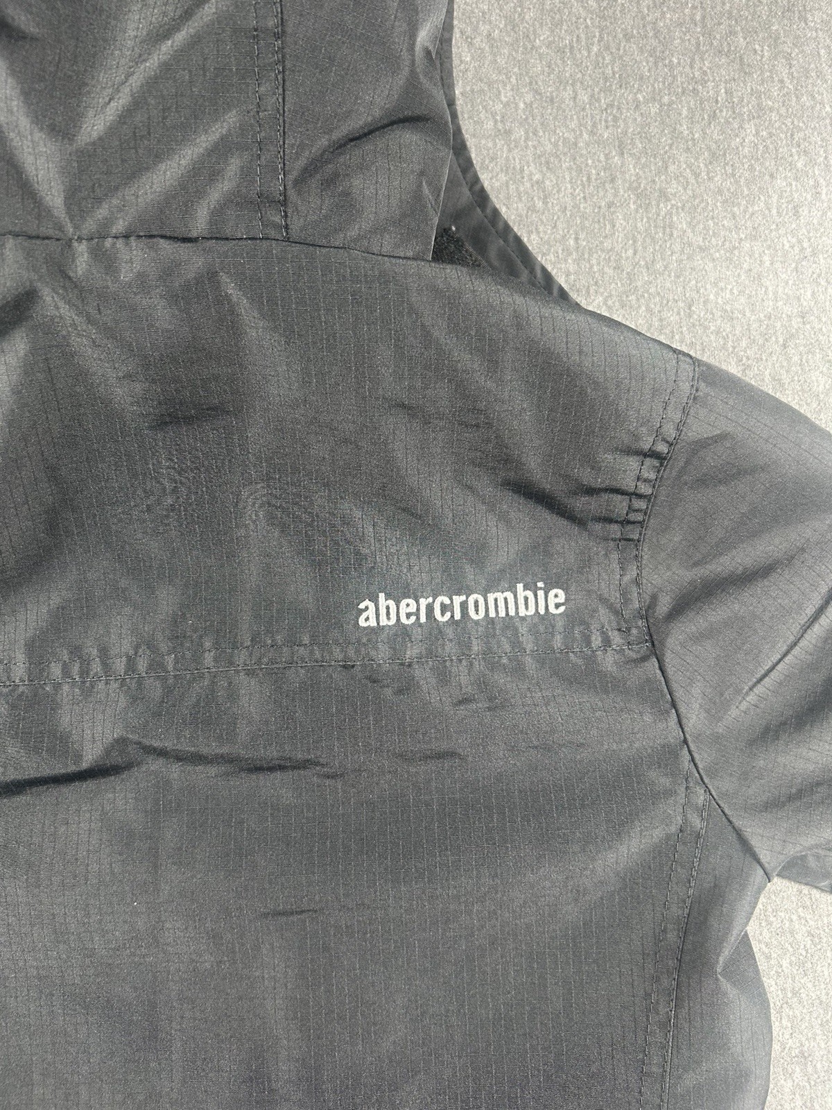 Abercrombie & Fitch All-Season Weather Warrior Hooded Jacket Size S
