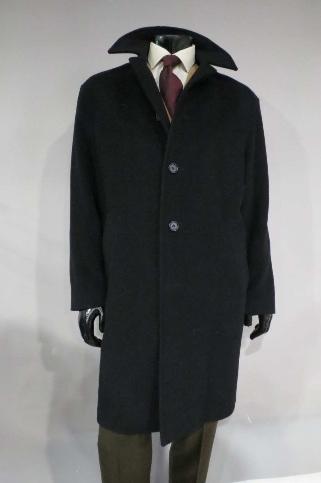 Brooks Brothers EST 1818 black four button 100% lambswool topcoat 46 R