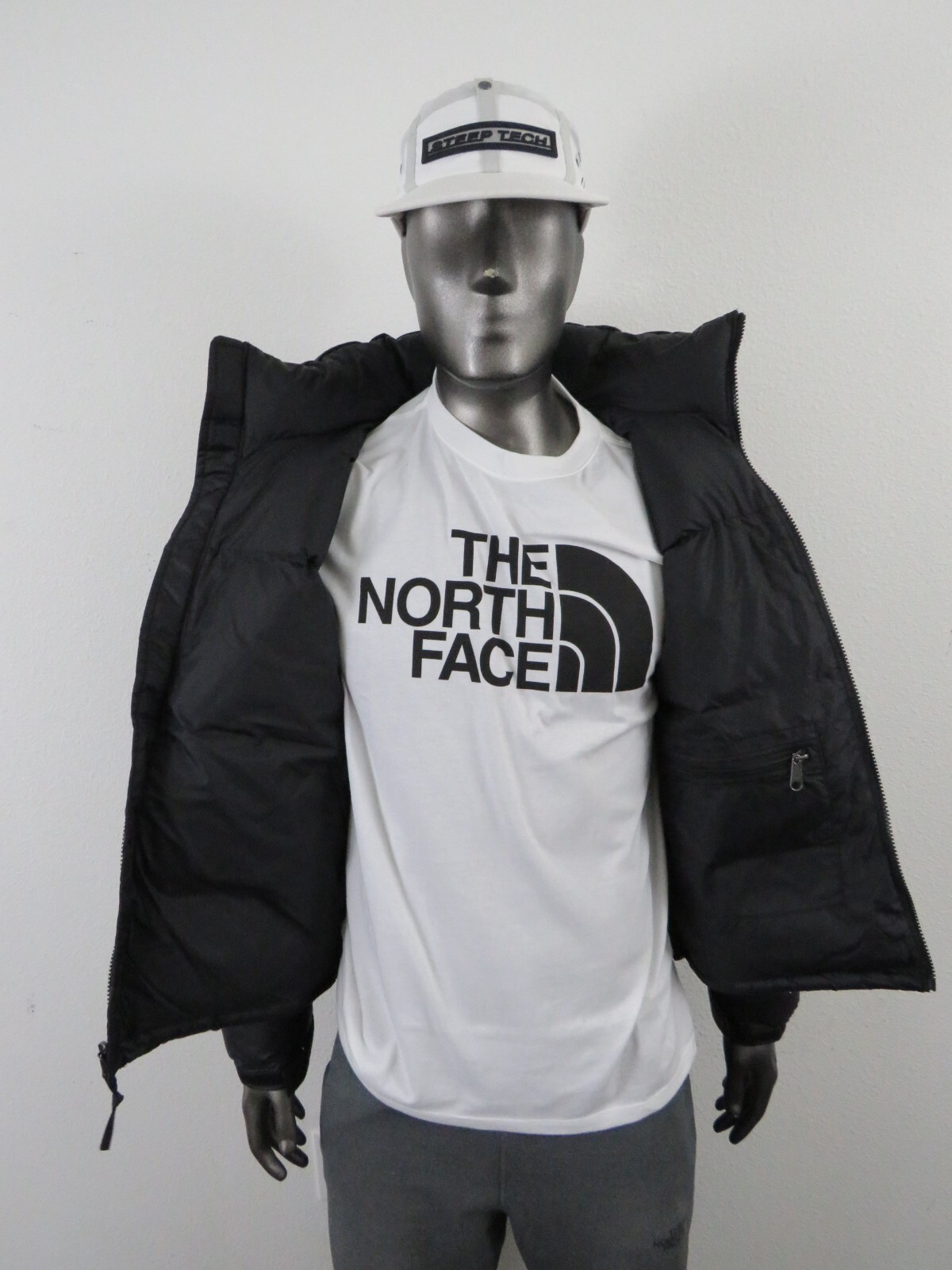 Mens XS The North Face 1996 Retro Nuptse 700-Down Insulated Jacket – Black