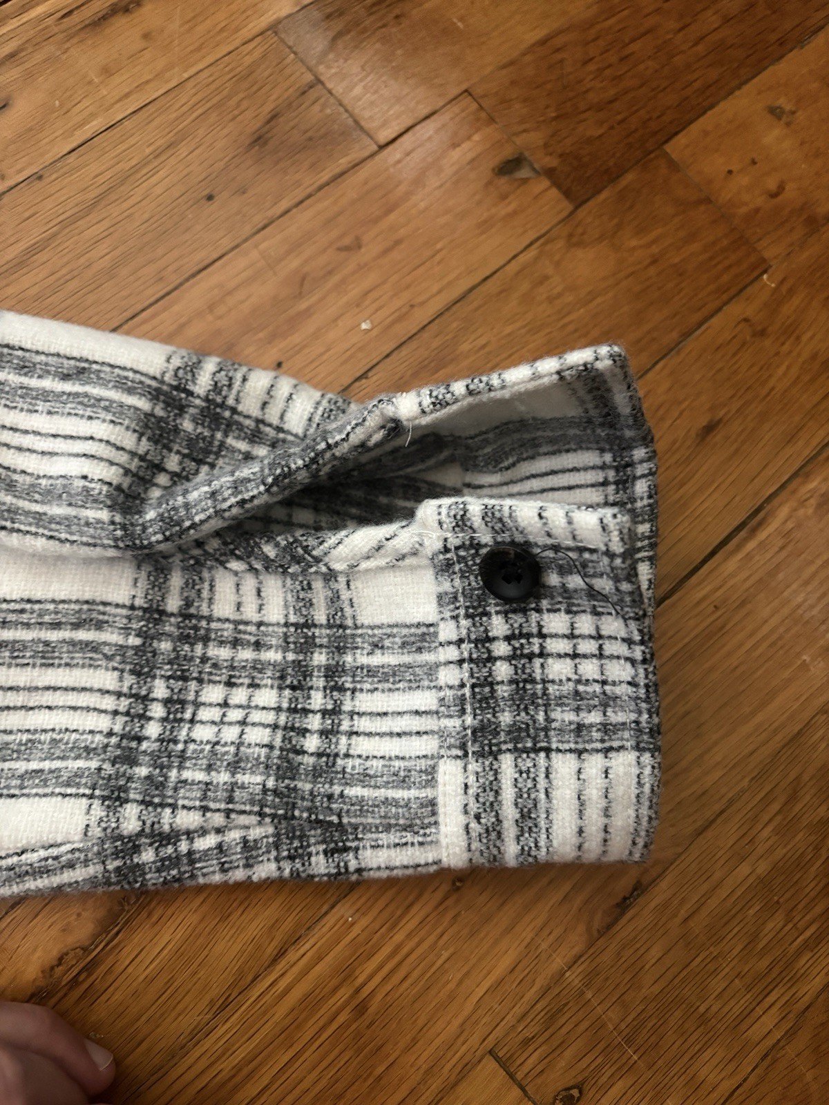 Union Flannel – Men’s Large, White/Grey