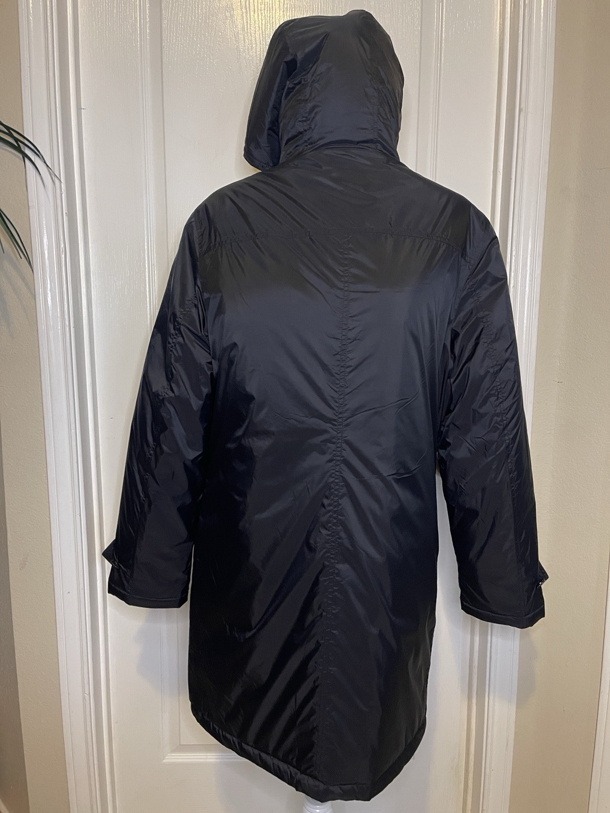 EXPRESS Men’s Black Drawstring Collar Button Front Nylon Trench Coat Sz Sm NEW