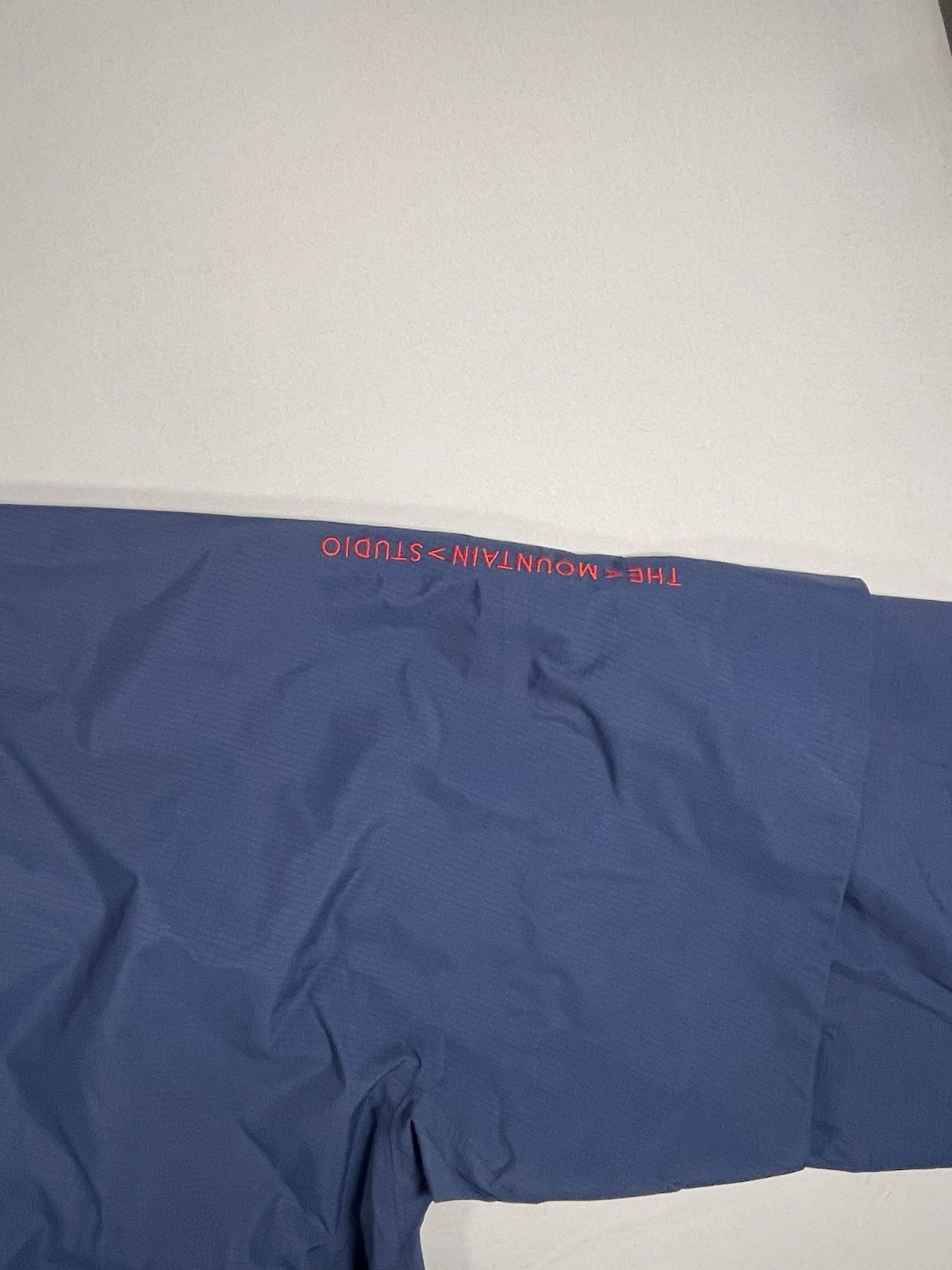 The Mountain Studio Hooded Windbreaker Anorak Mens XL Blue Pullover Jacket