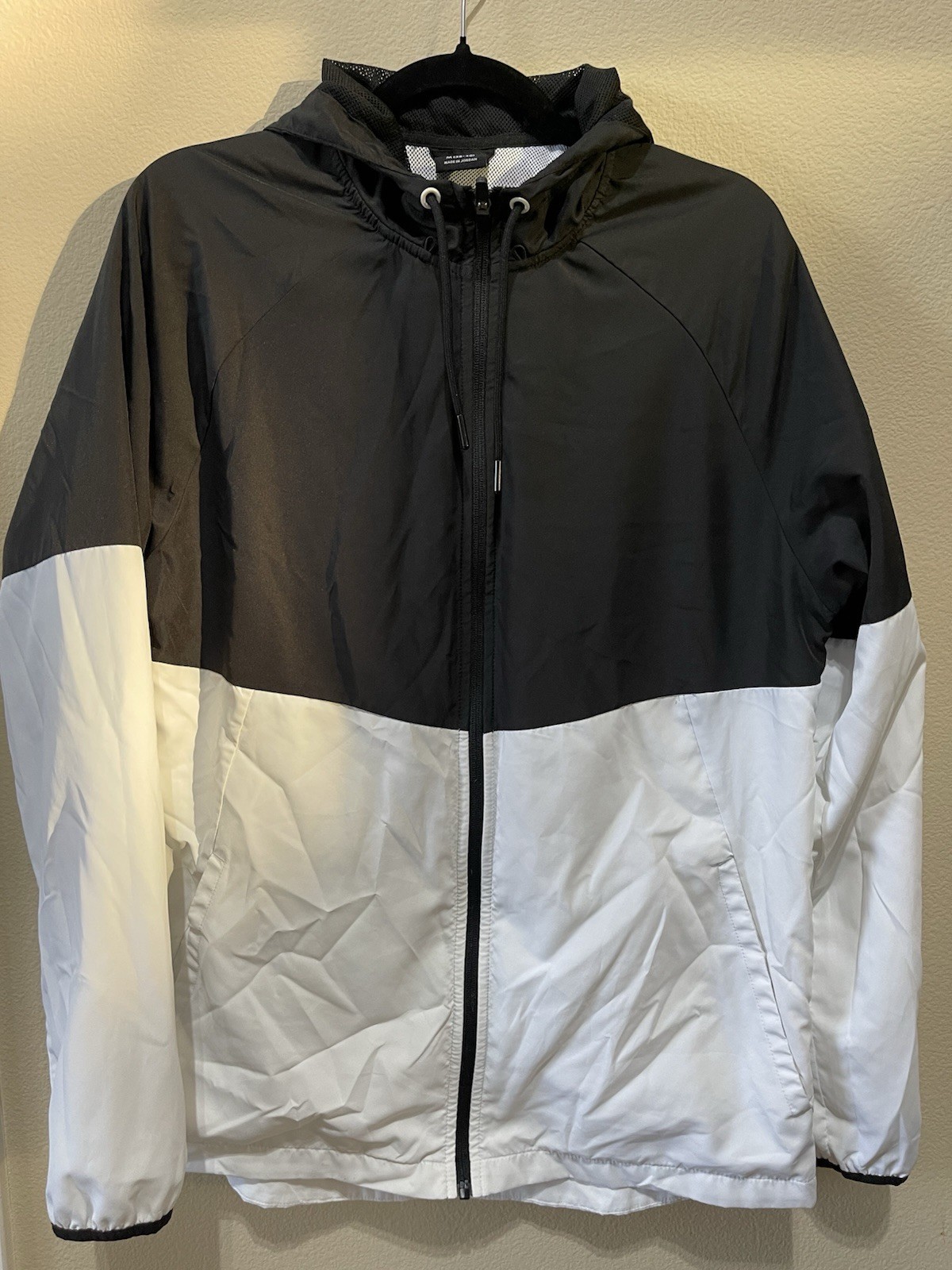 Men’s Hooded Windbreaker Jacket Black and white color-block design