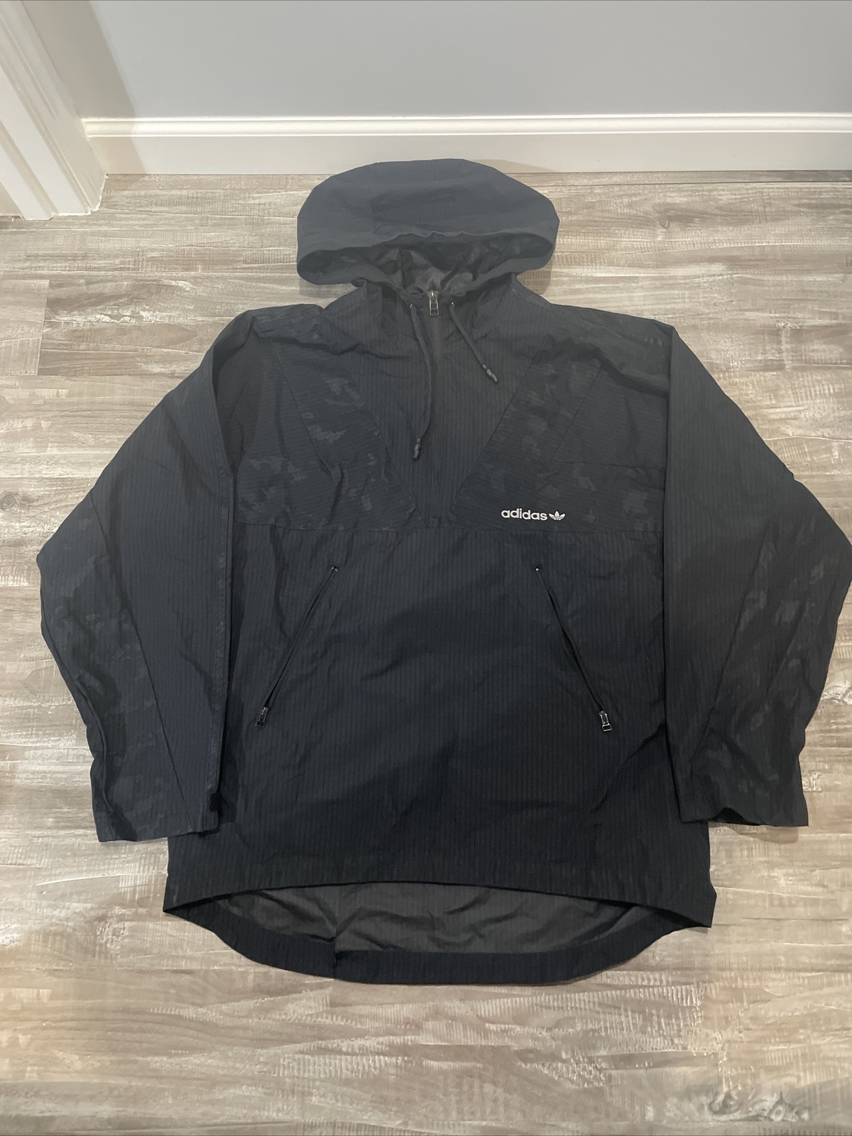 Adidas Originals Nero Camo Hooded Windbreaker Size M Black 1/4 Zip
