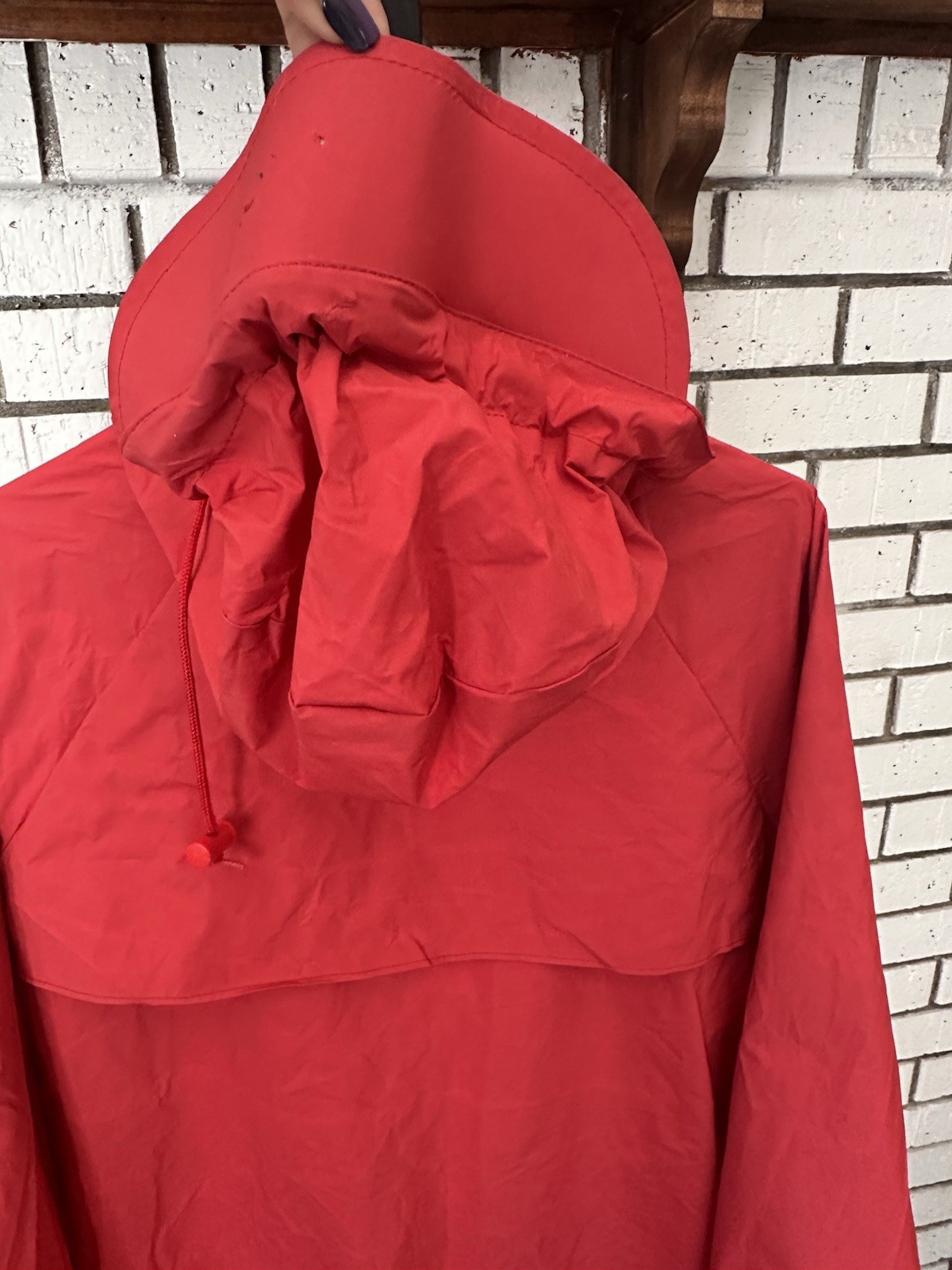 Kaffair Men’s Red Hooded Rain Coat XL Snap/Drawstring Stand-Up Collar Mid