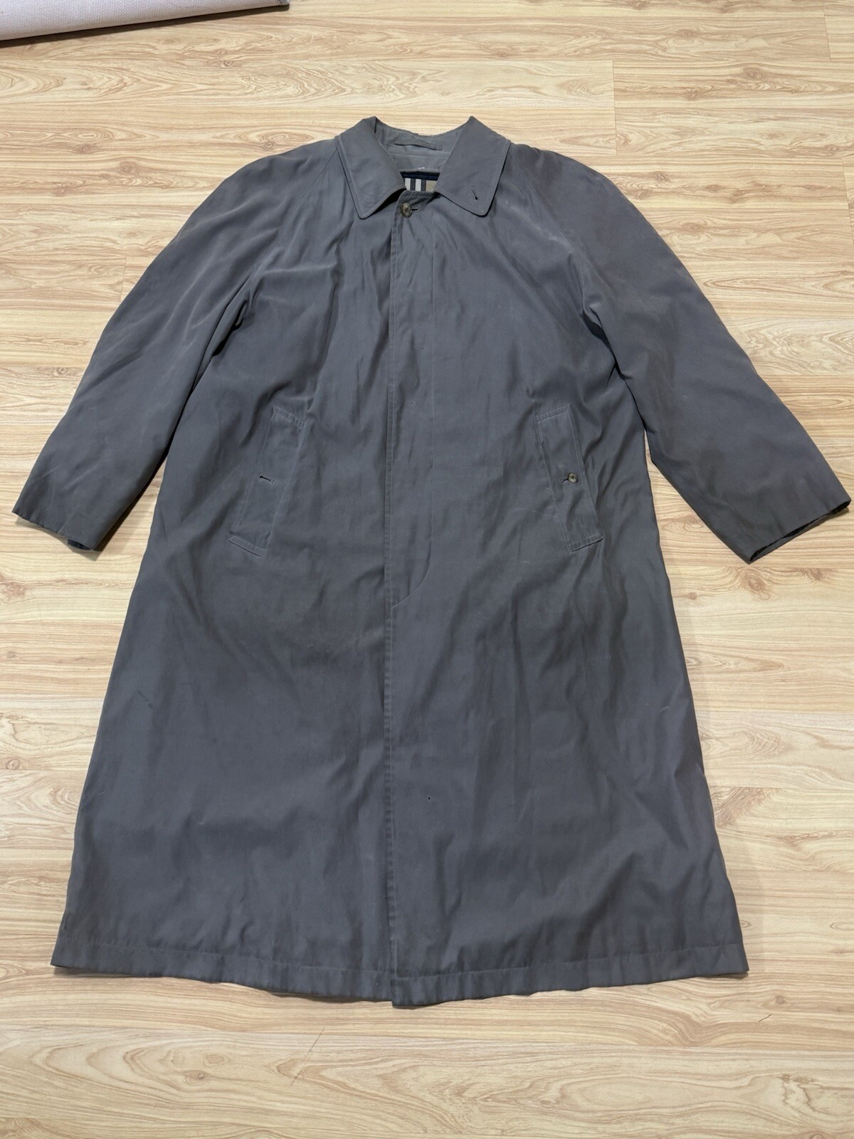 BURBERRYS COTTON POLYESTER TRENCH DUSTER OVER COAT W/ REMOVABLE WOOL LINER 40R