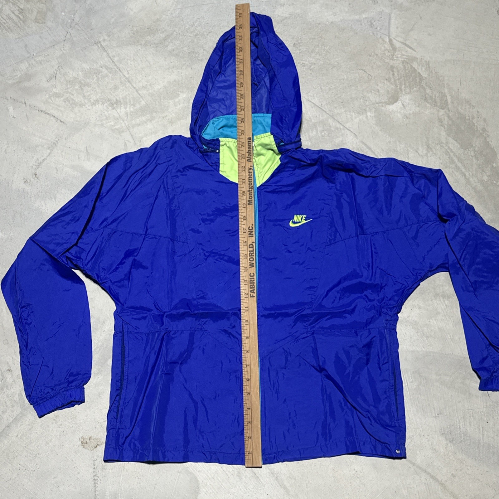 Vintage Nike Lightweight Windbreaker Jacket Silver Tag Blue Nylon 90’s Men’s S
