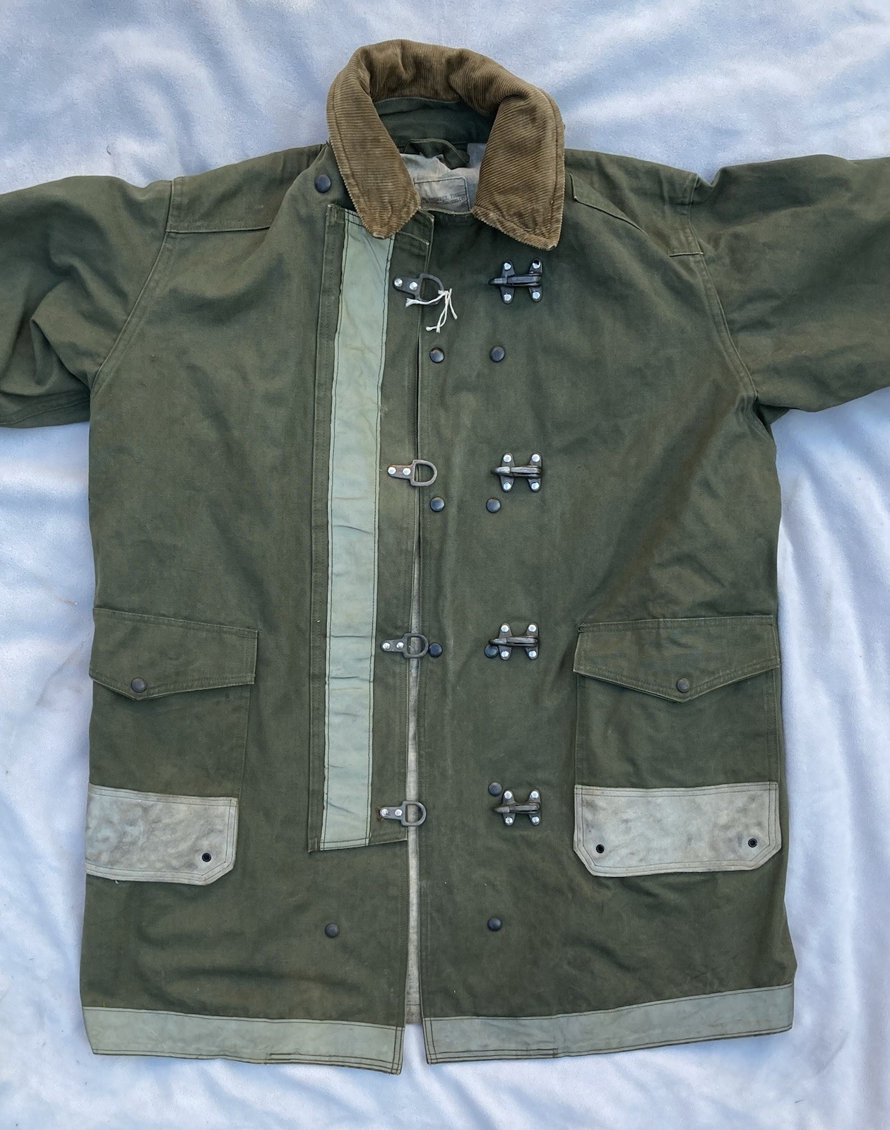 1961 US Military Fireman Olive Drab Canvas Work Coat Sz 40 Vietnam Era
