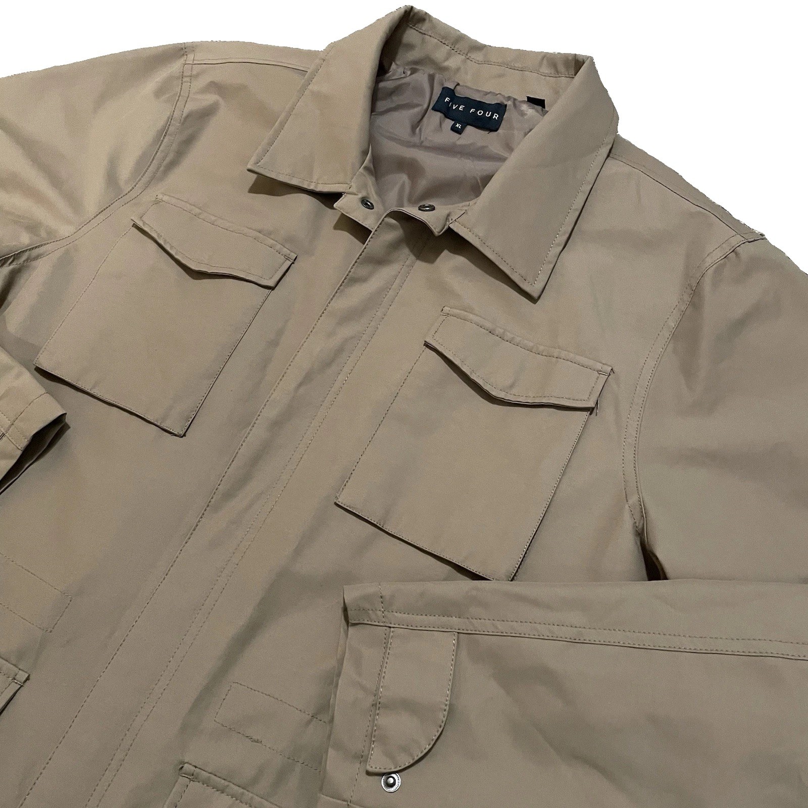 Men’s Five Four Full Button Four Pocket Fielder Jacket Size XL Beige