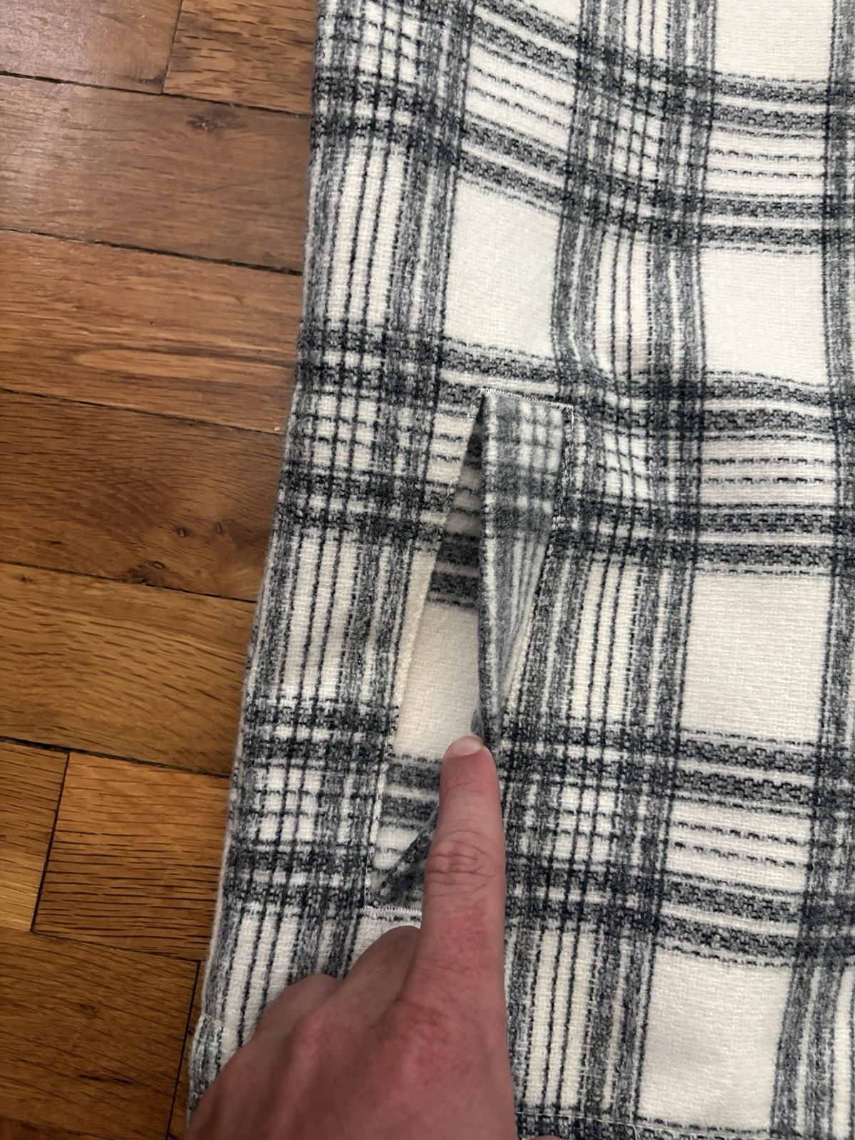 Union Flannel – Men’s Large, White/Grey